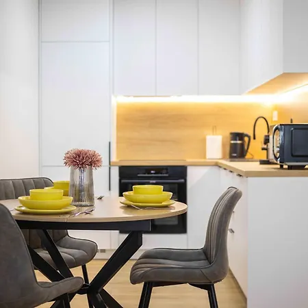 Boutique Living - Yellow Accent Lägenhet *